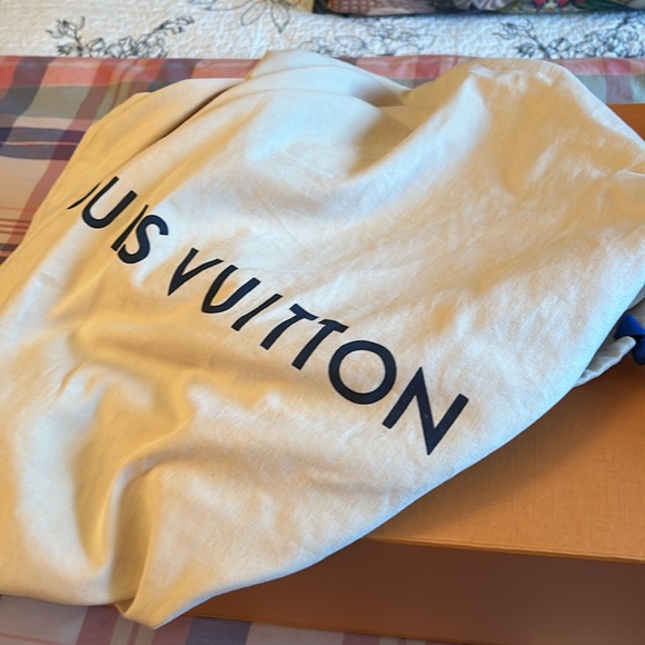 Authentic Nordstrom bought Louis Vuitton Fornasetti bucket bag never used - Picture 9 of 10